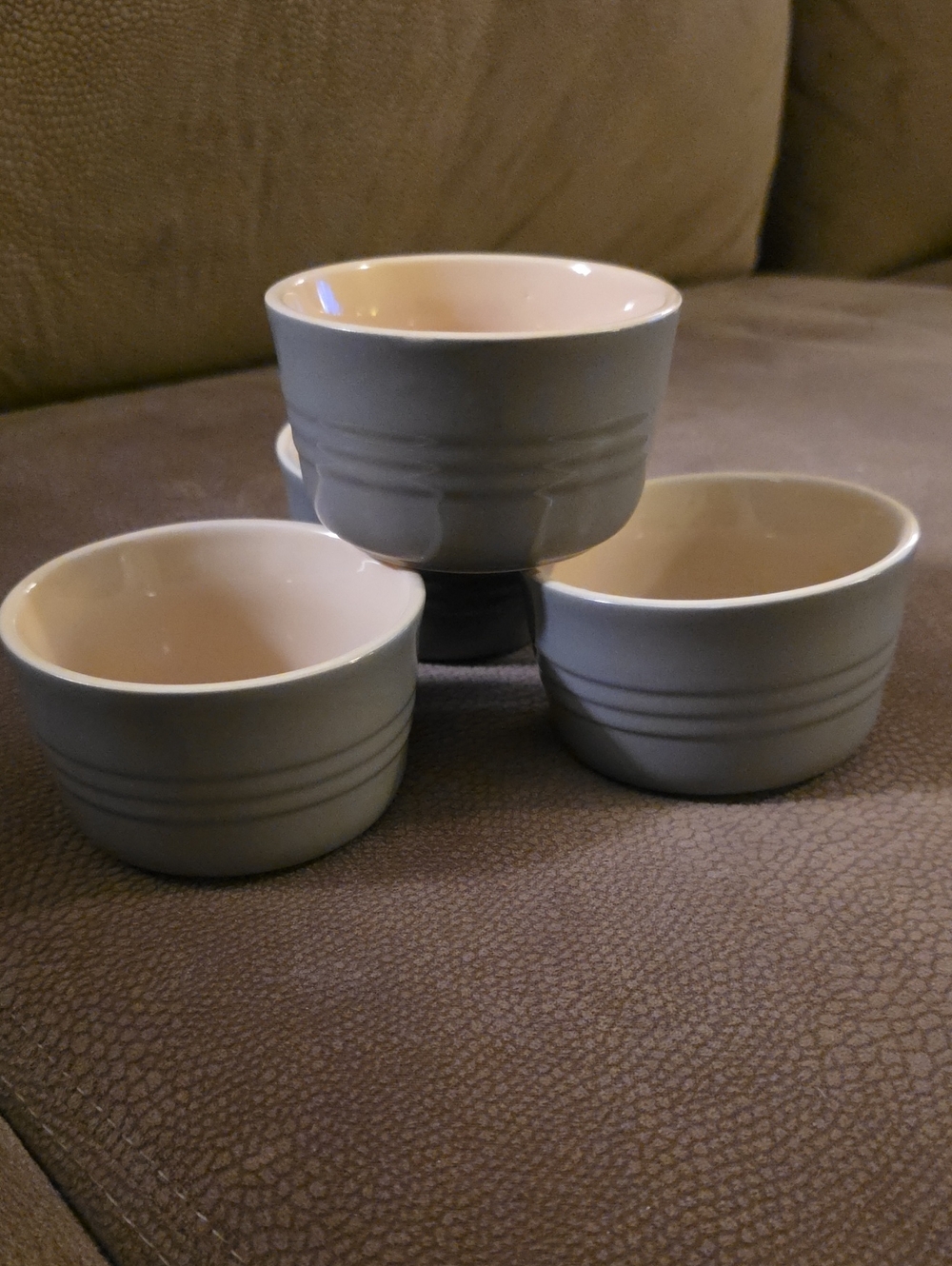 Le Creuset Gray Ramekin Set - Petite Stoneware Bowls Set Of 4